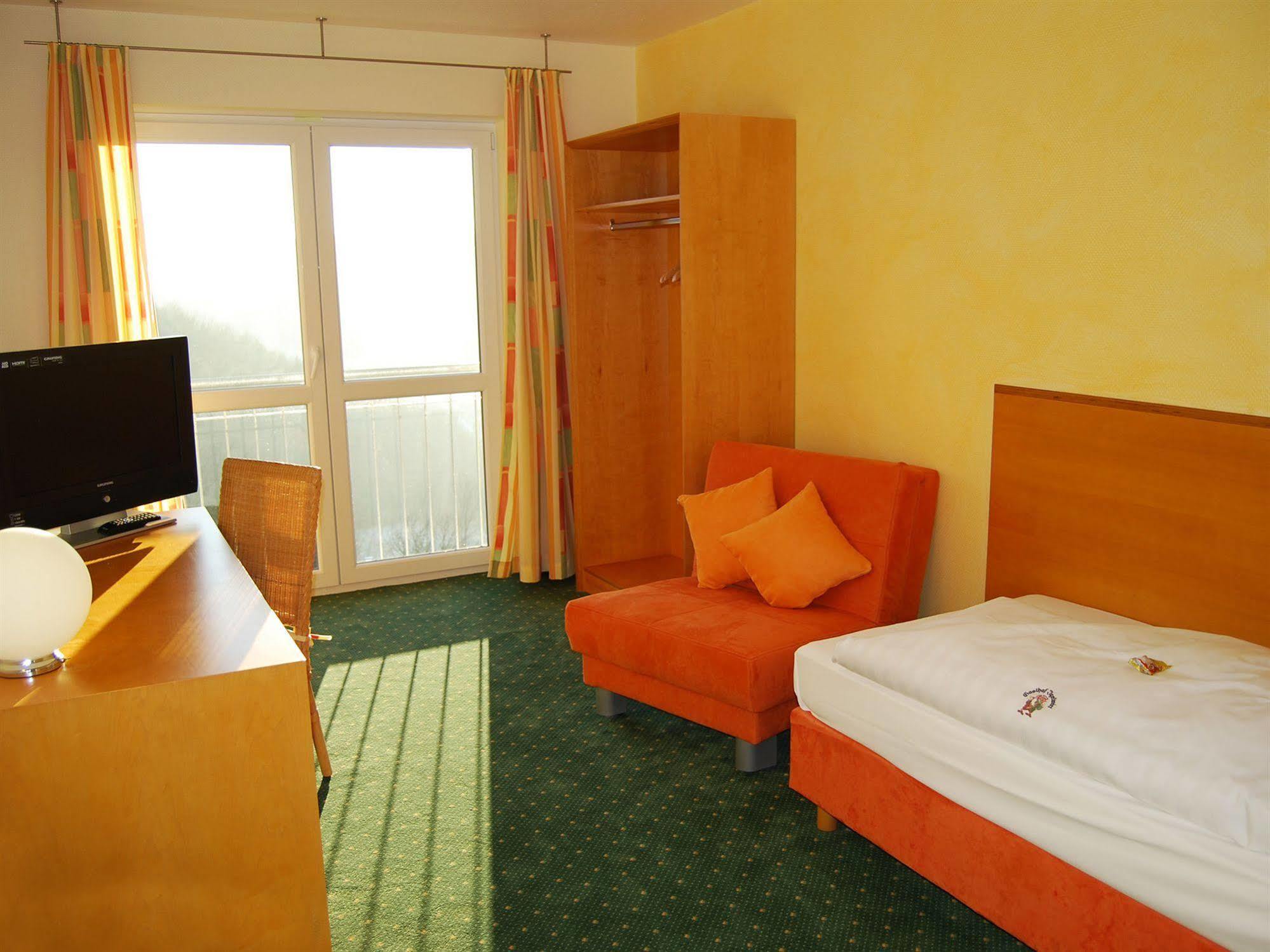 Berggasthof Hotel Igelwirt Schnaittach Room photo